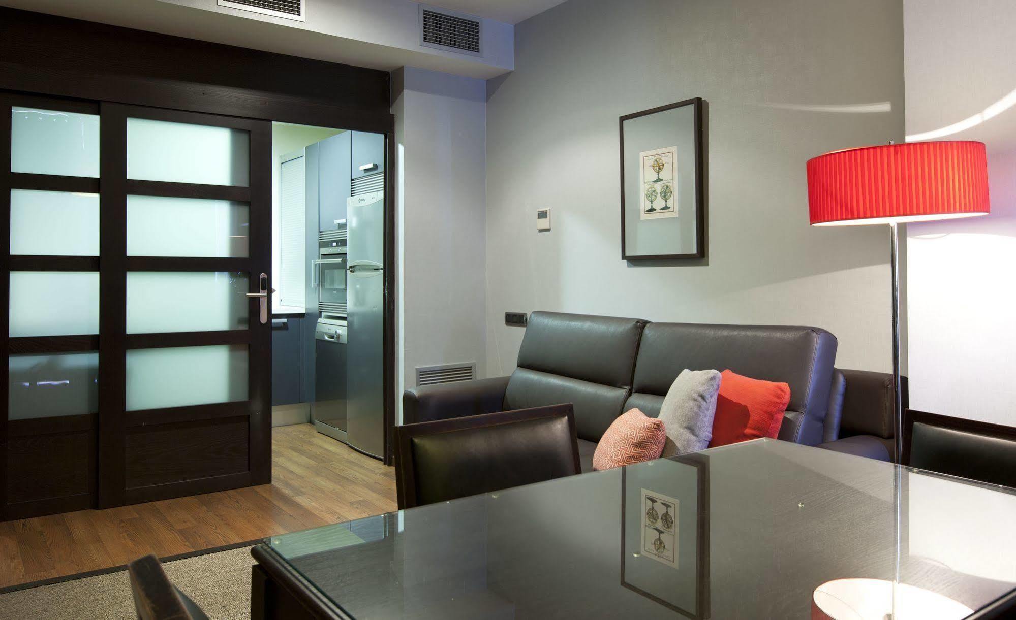Suites Center Barcelona Buitenkant foto