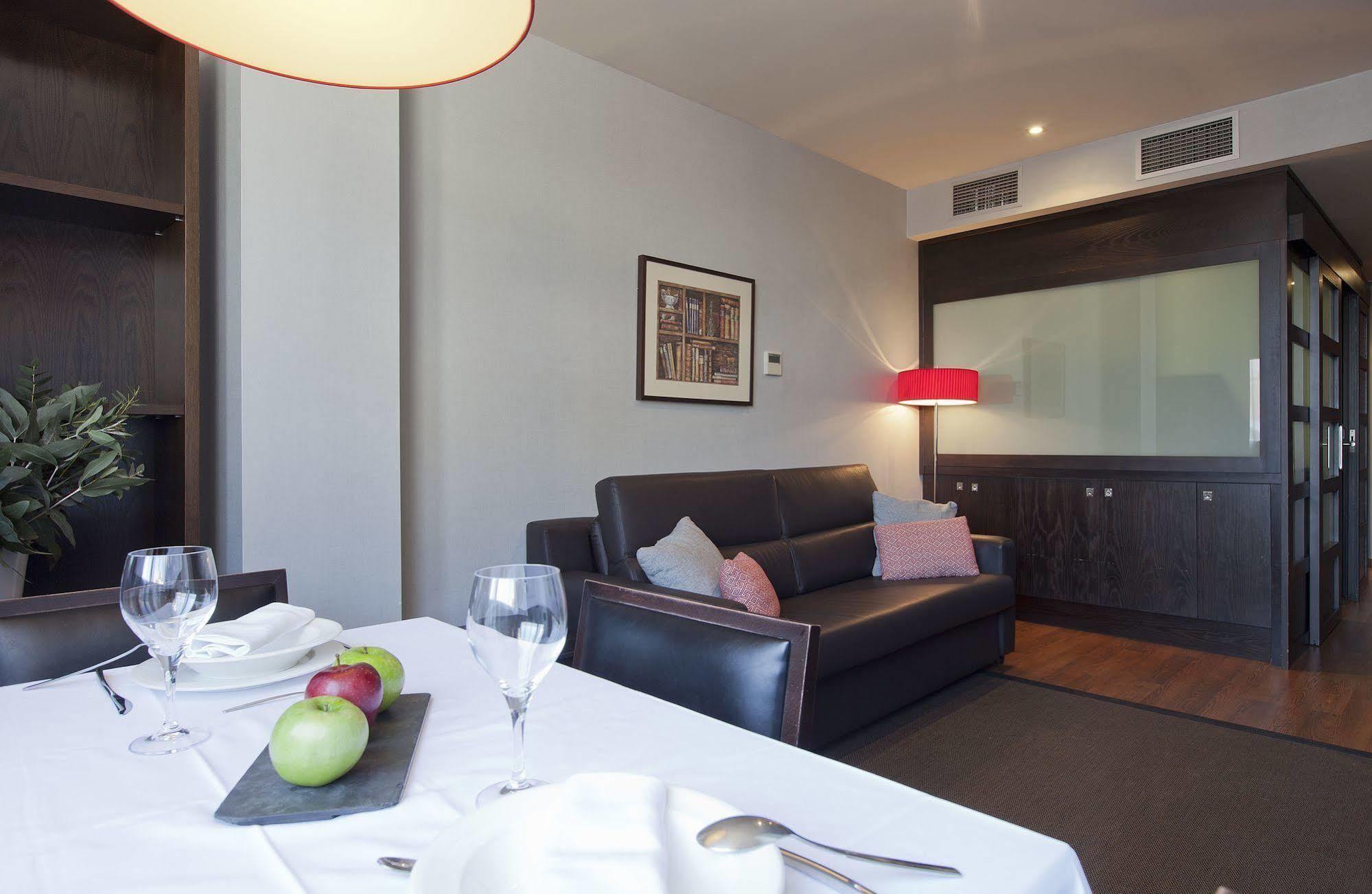 Suites Center Barcelona Buitenkant foto